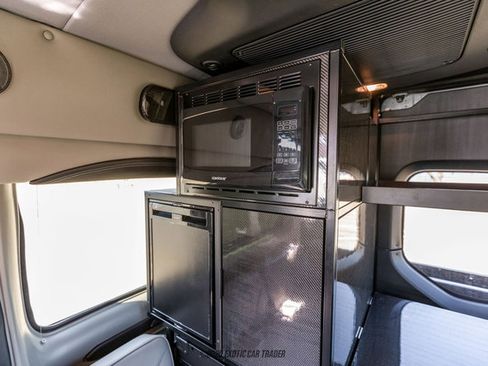 Used 2022 Mercedes-Benz Sprinter 3500 image 32