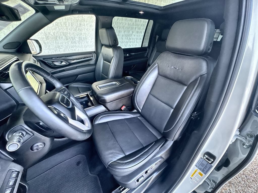 Certified 2024 GMC Yukon XL Denali AWD/4WD image 20