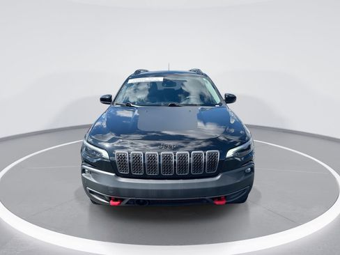 Used 2023 Jeep Cherokee Trailhawk w/ Sun & Sound Group AWD/4WD image 3