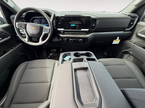 New 2026 Chevrolet Silverado 1500 LT w/ Convenience Package II AWD/4WD image 10