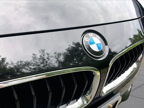 Used 2018 BMW 330i xDrive Sedan AWD/4WD image 29