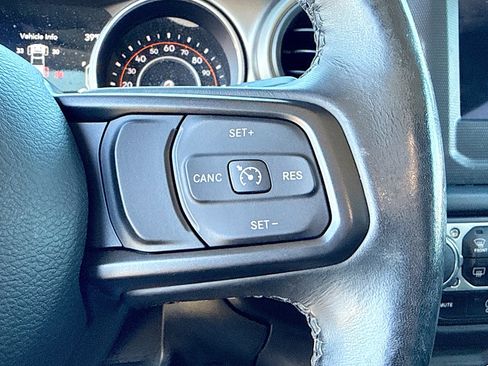 Used 2020 Jeep Gladiator Sport w/ Quick Order Package 24S image 36