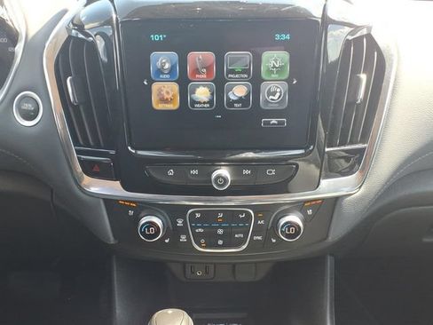 Used 2018 Chevrolet Traverse Premier w/ LPO, Floor Liner Package AWD/4WD image 21
