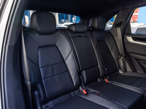 New 2026 Porsche Cayenne image 36