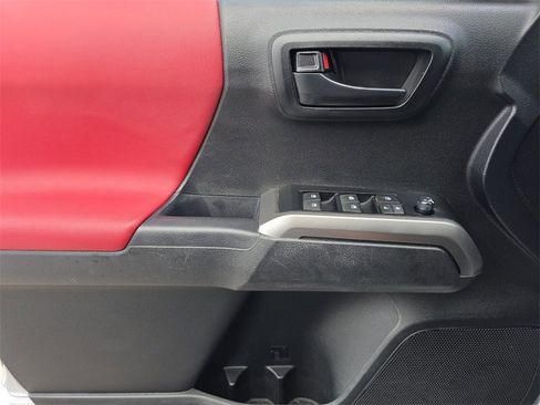 Certified 2023 Toyota Tacoma SR5 image 26