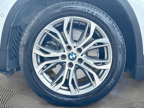 Used 2017 BMW X1 xDrive28i AWD/4WD image 31