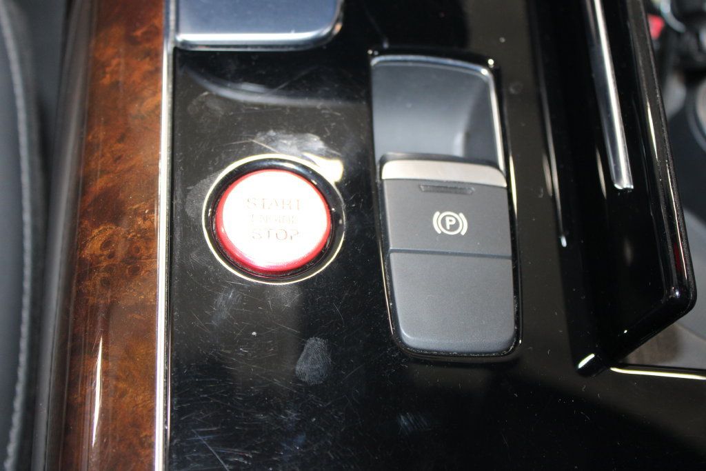 Used 2015 Audi S8 w/ S8 Driver Assistance Package AWD/4WD image 54
