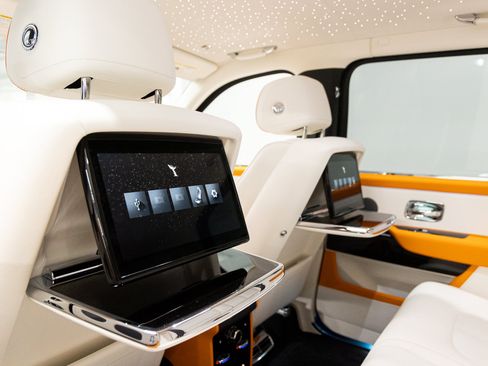 New 2026 Rolls-Royce Cullinan AWD/4WD image 54