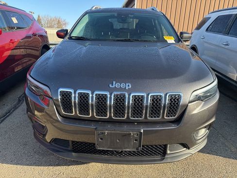 Used 2021 Jeep Cherokee Latitude Plus image 2