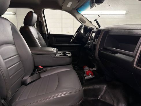 Used 2019 RAM 1500 Tradesman image 25