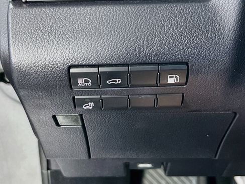 Used 2021 Lexus RX 450h AWD w/ Premium Package image 10