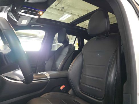 Used 2024 Mercedes-Benz GLC 300 image 21