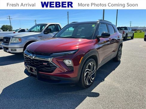 Used 2025 Chevrolet TrailBlazer RS w/ Convenience Package FWD image 1