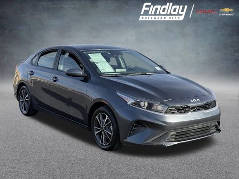 Used 2023 Kia Forte LXS image 1