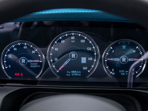 Used 2022 Rolls-Royce Ghost Black Badge image 28