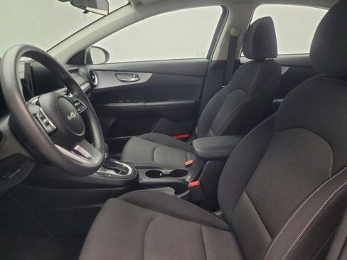 Used 2024 Kia Forte LXS image 17