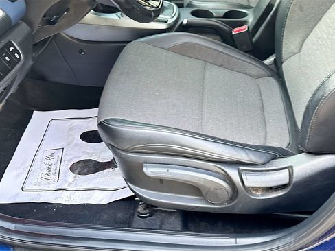 Used 2021 Kia Seltos S FWD image 21