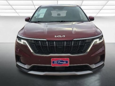 Used 2024 Kia Carnival EX image 24