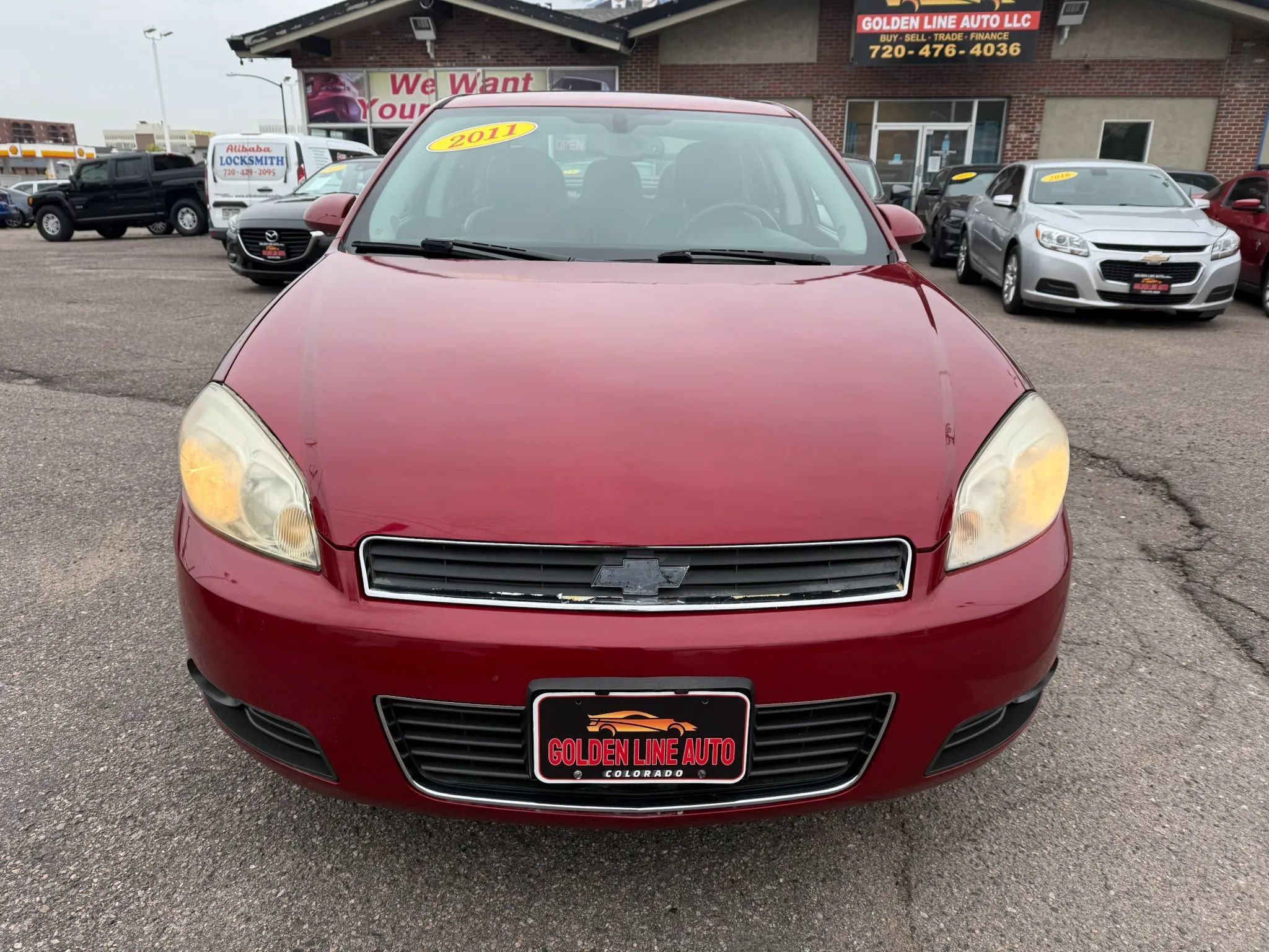 Used 2011 Chevrolet Impala LTZ FWD image 3