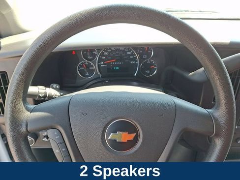 Used 2025 Chevrolet Express 2500 w/ Driver Convenience Package RWD image 4