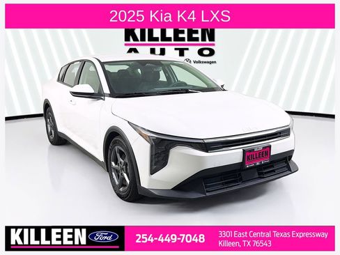 Used 2025 Kia K4 LXS image 1