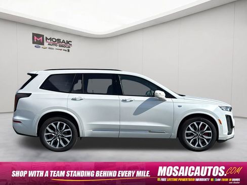 Used 2024 Cadillac XT6 Sport w/ Technology Package AWD/4WD image 9