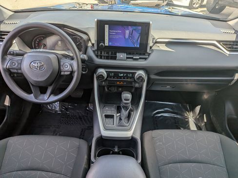 Used 2024 Toyota RAV4 XLE FWD image 16