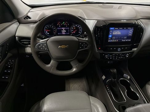 Used 2021 Chevrolet Traverse Premier image 11