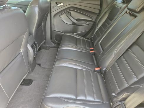 Used 2019 Ford Escape Titanium FWD image 30