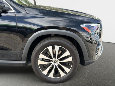 Used 2025 Mercedes-Benz GLE 450e 4MATIC image 12
