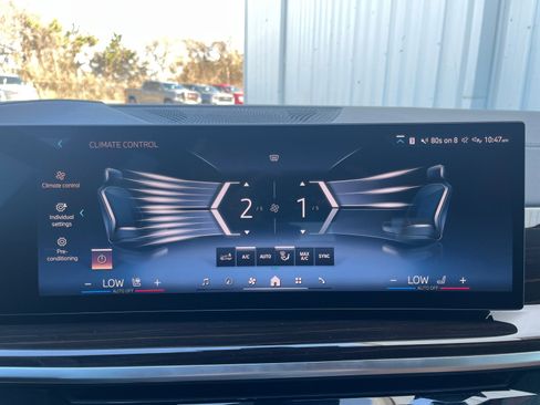 Used 2026 BMW X5 xDrive40i w/ Climate Comfort Package image 15