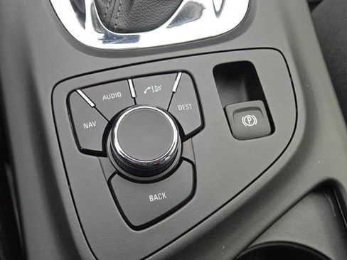 Used 2013 Buick Regal GS image 9