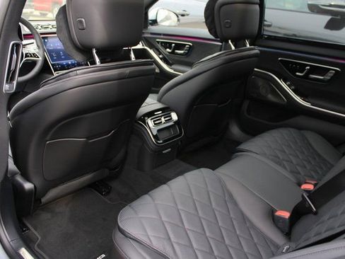 New 2026 Mercedes-Benz S 580 4MATIC Sedan image 32