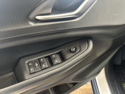 Certified 2023 Jeep Grand Cherokee Altitude AWD/4WD image 11