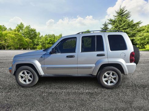 Used 2007 Jeep Liberty Limited image 4