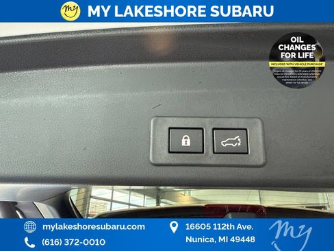 Used 2025 Subaru Ascent Touring AWD/4WD image 31