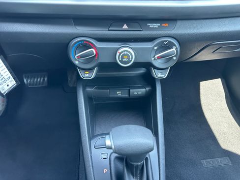 Used 2021 Kia Rio LX FWD image 12