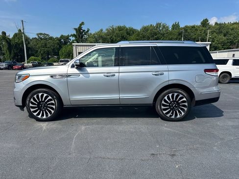 Used 2024 Lincoln Navigator Black Label AWD/4WD image 9