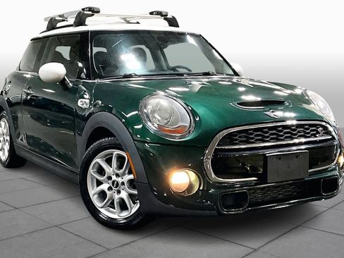 Used 2017 MINI Cooper S image 3