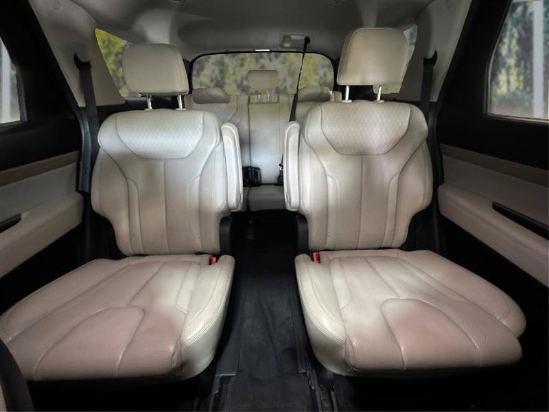 Used 2021 Hyundai Palisade SEL w/ Premium Package AWD/4WD image 15