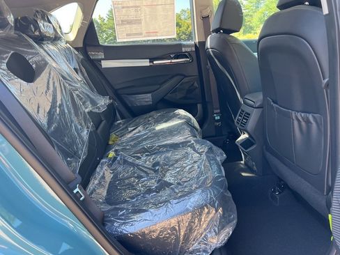 New 2026 Kia Seltos SX w/ SX Sunroof Package image 13