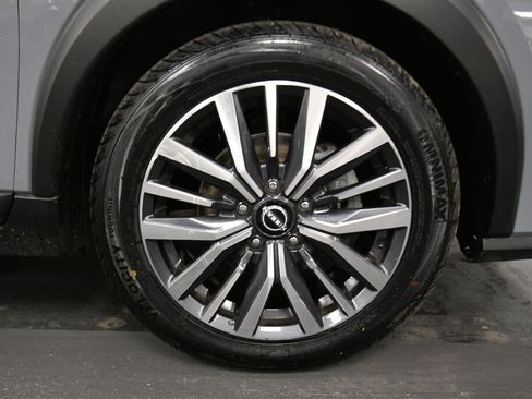 Used 2022 Nissan Kicks SV image 29