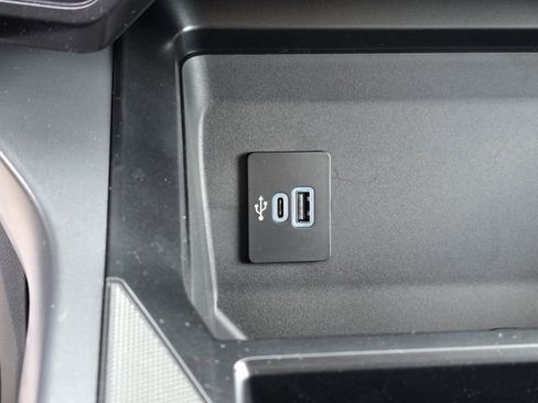 New 2026 Ford F250 XLT w/ FX4 Off-Road Package image 18