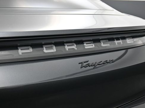 Certified 2022 Porsche Taycan image 14