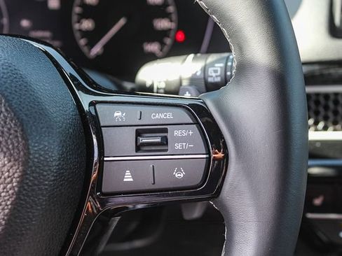 Used 2025 Honda Civic Sport image 33