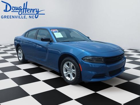 Used 2023 Dodge Charger SXT RWD image 7