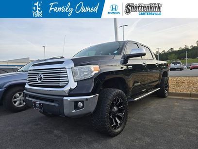 Used 2015 Toyota Tundra Limited w/ Limited Premium Package