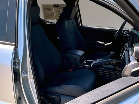 Used 2025 Toyota Tacoma SR5 image 26