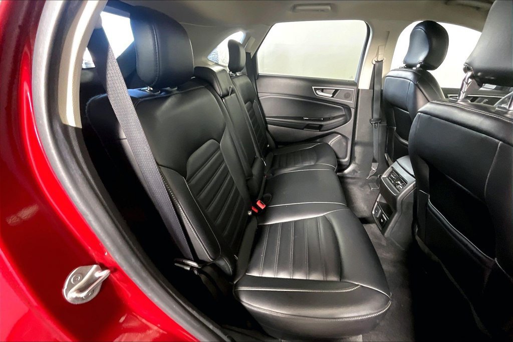 Used 2019 Ford Edge SEL w/ Equipment Group 201A FWD image 34