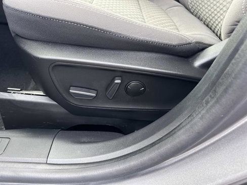 Used 2022 Ford Escape SE w/ Convenience Package AWD/4WD image 10